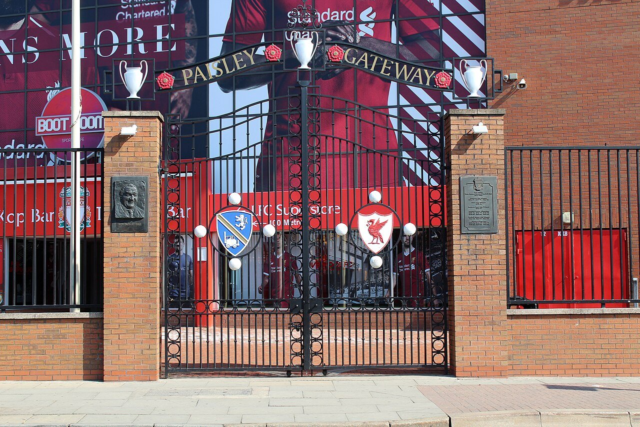 Matchday in England: the Premier League draws a huge Indian audience.